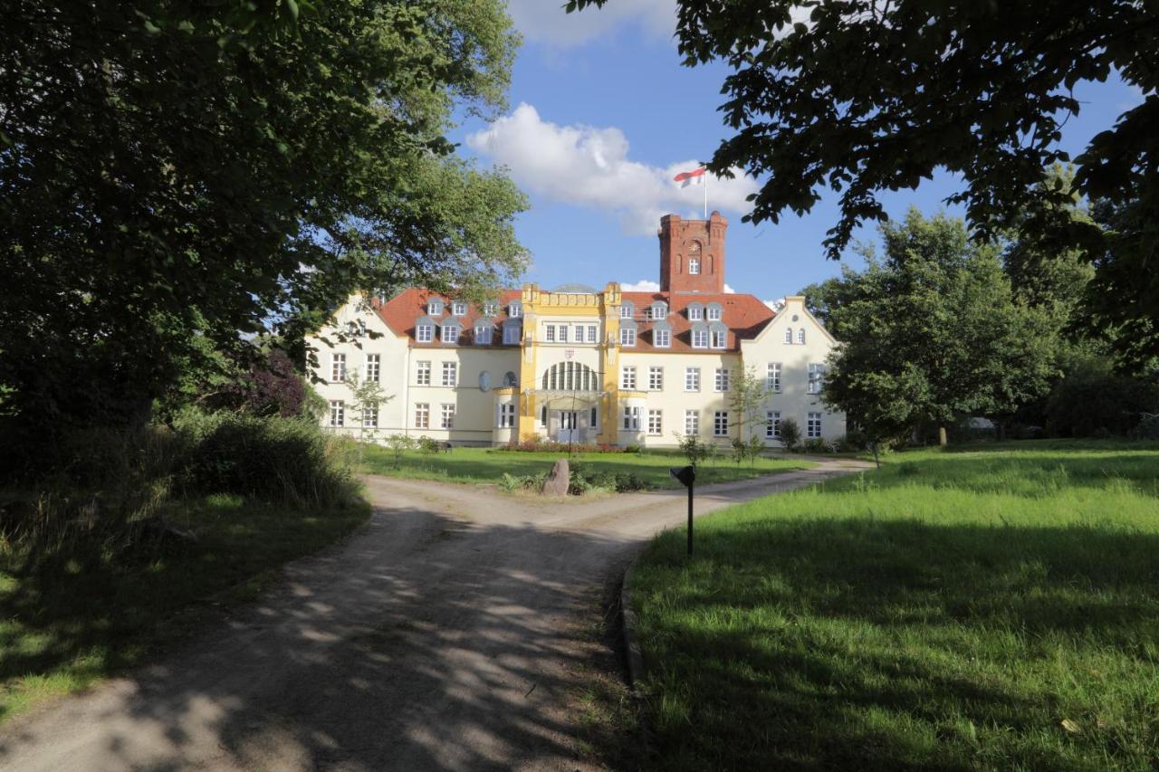 Schloss Lelkendorf, Fewo Gross Gievitz Exterior photo